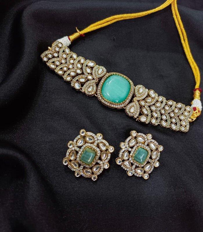 Kalakosh Emerald Elegance Choker Set