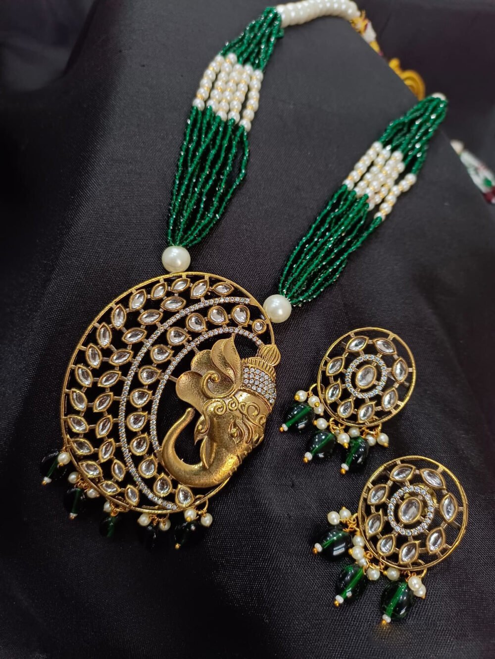 Kalakosh Divine Ganesha Necklace Set