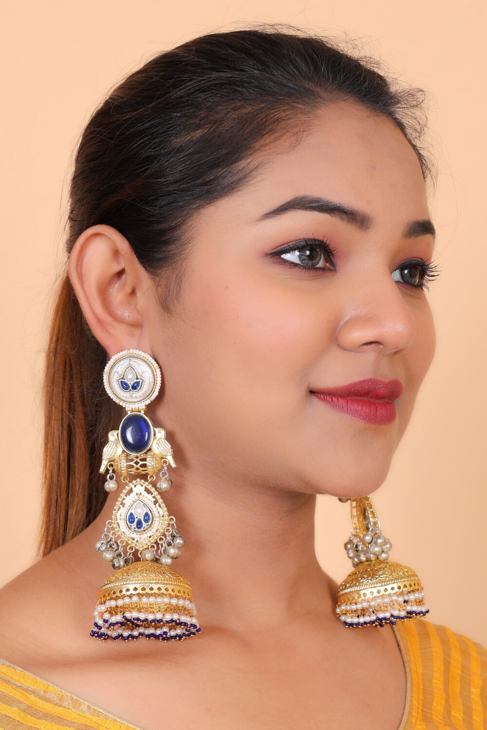 Kalakosh Royal Blue & Gold-Plated Kundan Jhumka Earrings - Image 4